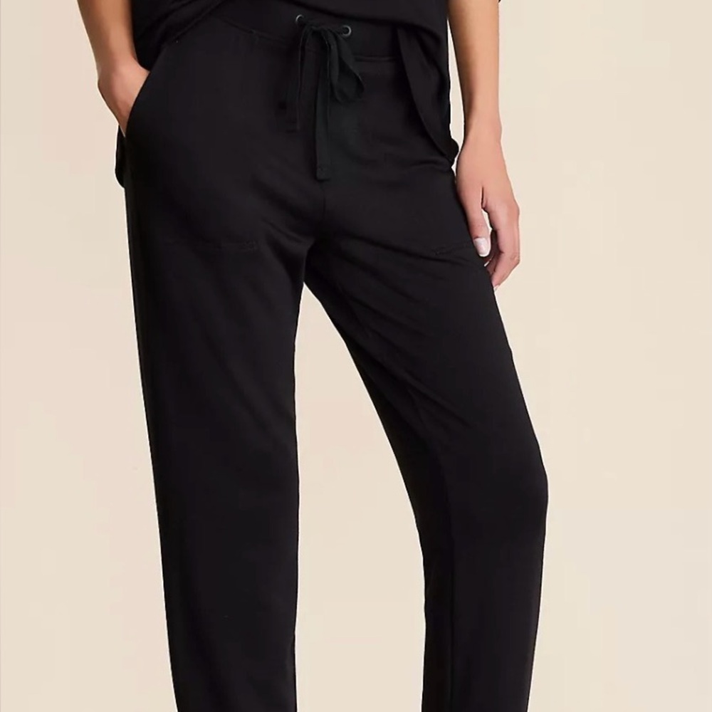 Lou & Grey Sweatpants Pine Green - Picture 6 of 7